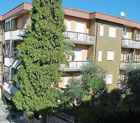 Casa Vacanze Orchidea * 迪亚诺马里纳